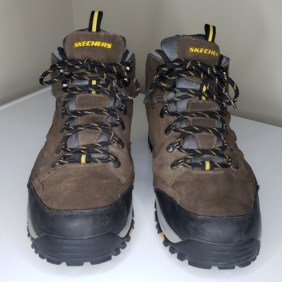 Skechers Relaxed Fit Relment Pelmo Men\'s Waterproof Boots